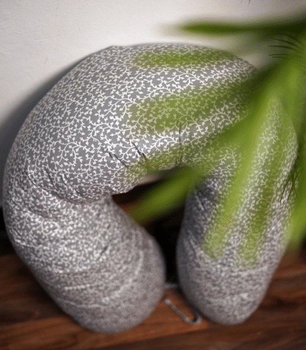Coussin de maternité et d’allaitement 170 cm gris arbre blanc